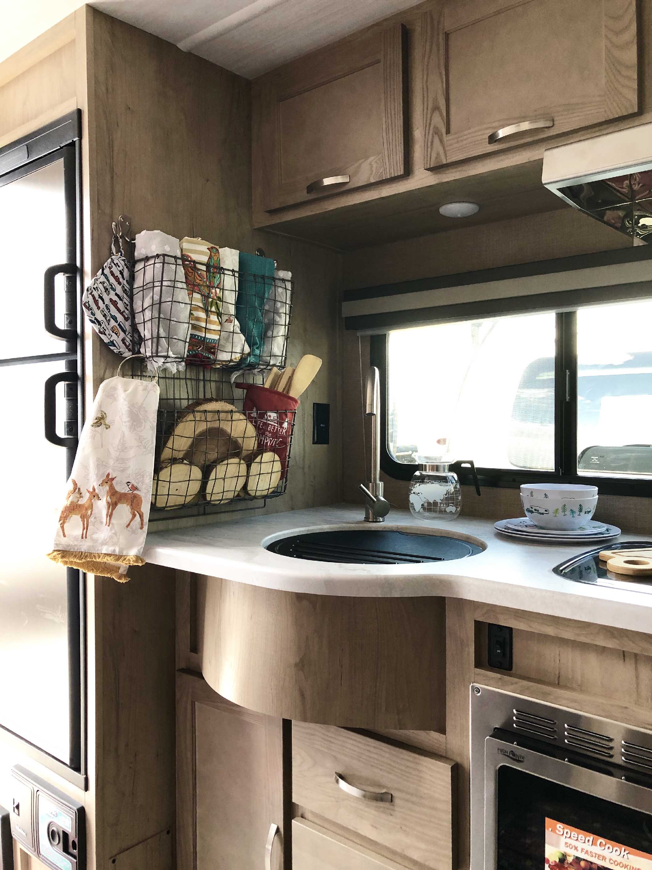 Pin on RV Decorating and Remodeling Ideas