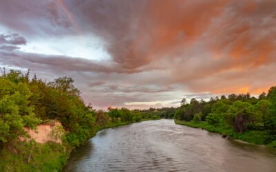NE – River and Root Beer Float on the Niobrara