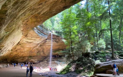 OH – Hiking through Hocking Hills – Free Event