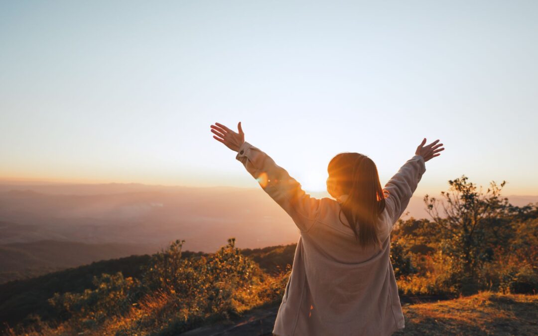 The Benefits of Rising with the Sun While Camping