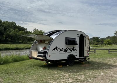 Boondocking the Niobrara River with Girl Camper